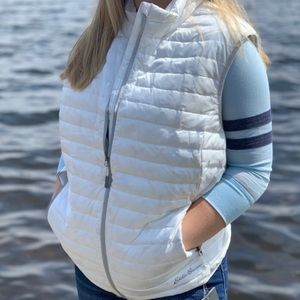 Eddie Bauer: Micro Light Traveler Vest